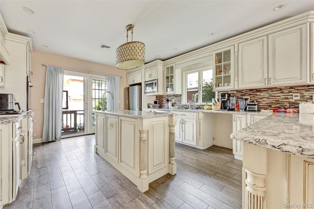 69 W Penn Street, Long Beach, NY 11561