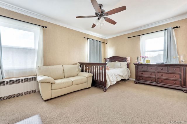 69 W Penn Street, Long Beach, NY 11561