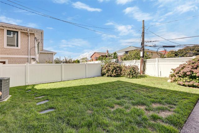 69 W Penn Street, Long Beach, NY 11561
