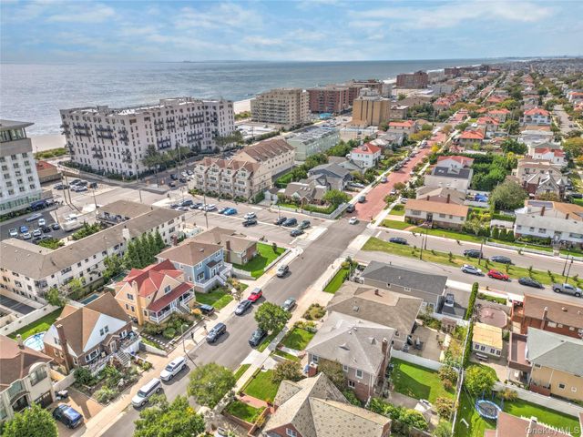 69 W Penn Street, Long Beach, NY 11561