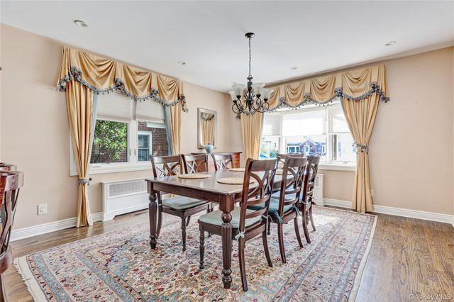 69 W Penn Street, Long Beach, NY 11561