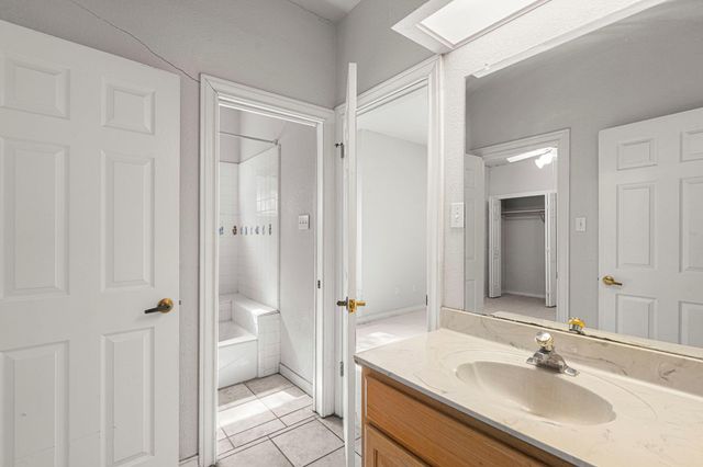 740 Coyote RUN, New Braunfels, TX 78132