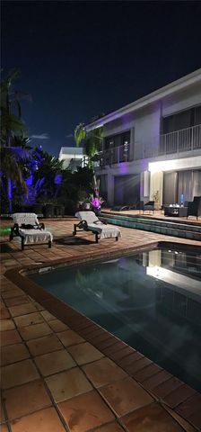 363 Centre Is, Golden Beach, FL 33160