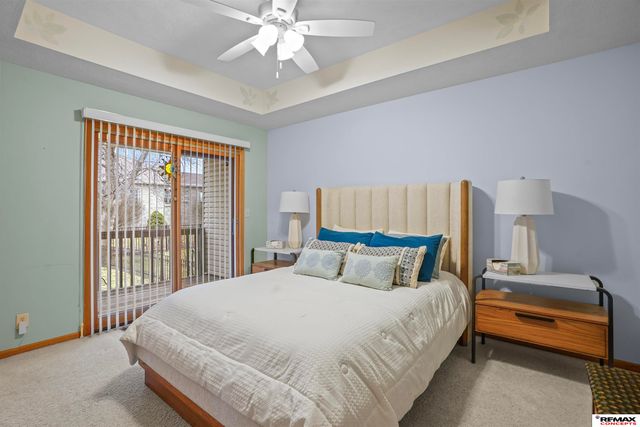 8105 Cheney Ridge Road, Lincoln, NE 68516