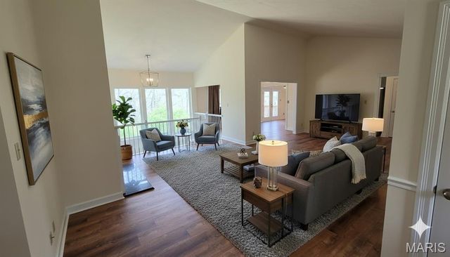 352 Strecker Road, Wildwood, MO 63011