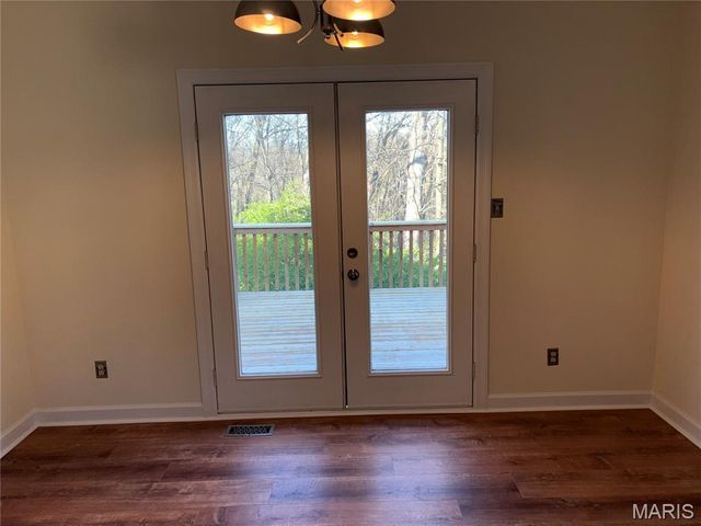 352 Strecker Road, Wildwood, MO 63011