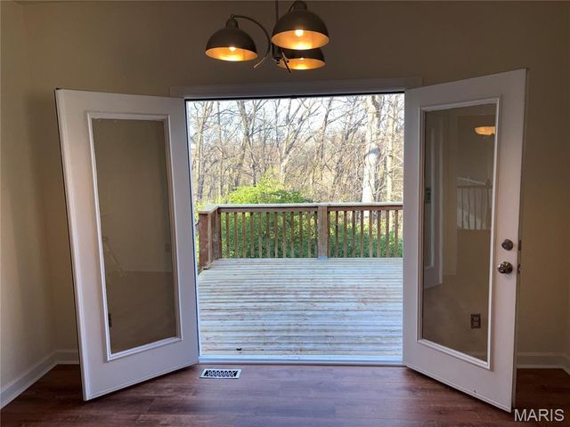 352 Strecker Road, Wildwood, MO 63011