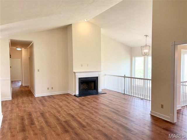 352 Strecker Road, Wildwood, MO 63011