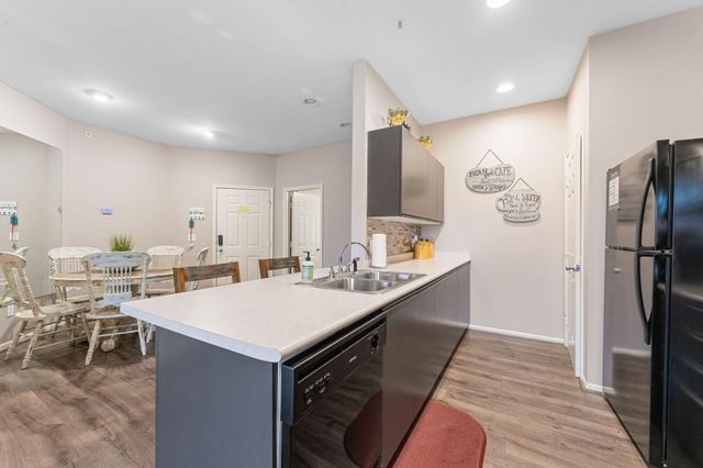813 Holiday Ridge 3, Branson, MO 65616