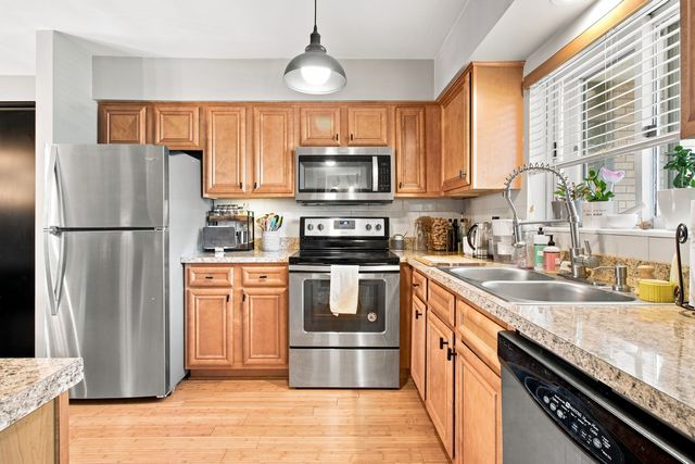 3N550 CROWN Road 10, Elmhurst, IL 60126