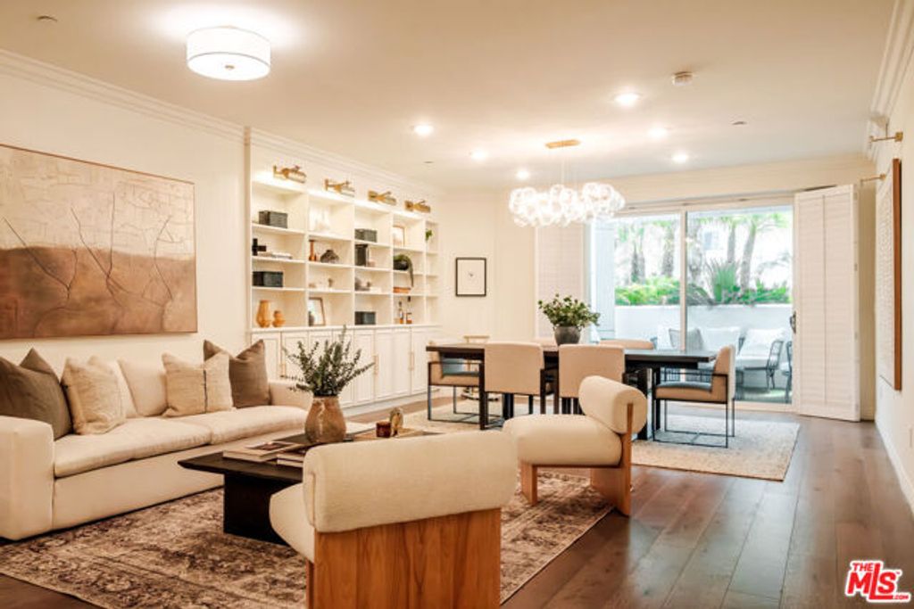 5253 Vantage Avenue 105, Valley Village, CA 91607