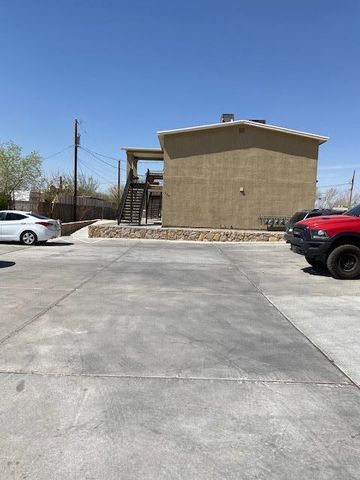 545 East Road F, El Paso, TX 79915