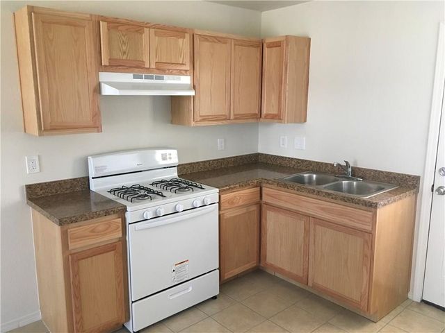 545 East Road F, El Paso, TX 79915
