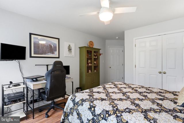 6123 JENNIFER LN, Spring Grove, PA 17362