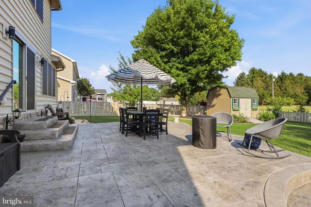 6123 JENNIFER LN, Spring Grove, PA 17362