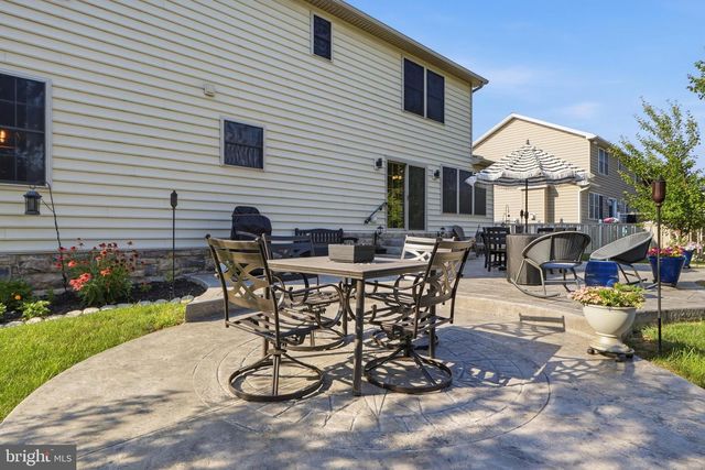 6123 JENNIFER LN, Spring Grove, PA 17362