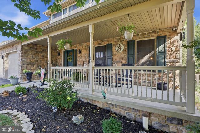 6123 JENNIFER LN, Spring Grove, PA 17362