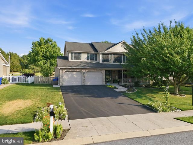 6123 JENNIFER LN, Spring Grove, PA 17362
