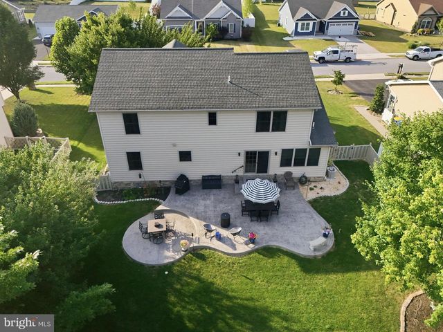6123 JENNIFER LN, Spring Grove, PA 17362