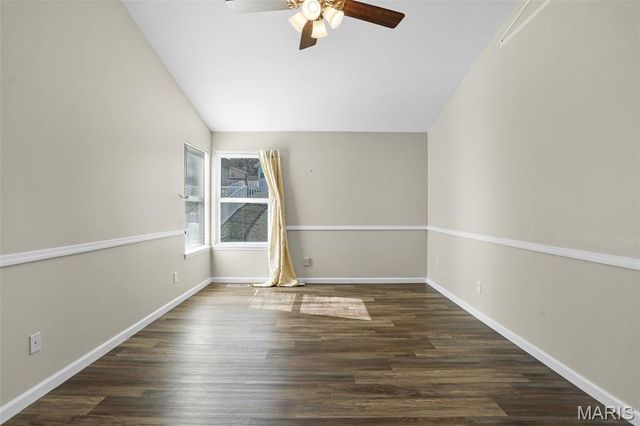 211 Butternut Stage Drive, St Peters, MO 63376