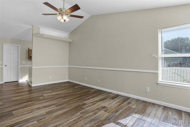 211 Butternut Stage Drive, St Peters, MO 63376