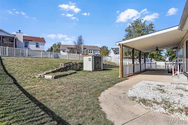 211 Butternut Stage Drive, St Peters, MO 63376