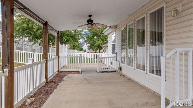 211 Butternut Stage Drive, St Peters, MO 63376