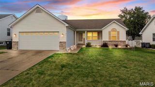 211 Butternut Stage Drive, St Peters, MO 63376