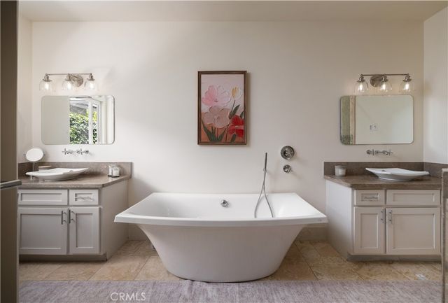 1312 Nottingham Road, Newport Beach, CA 92660