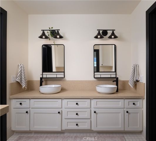 1312 Nottingham Road, Newport Beach, CA 92660