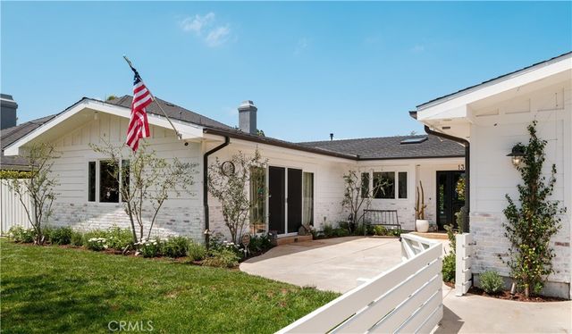 1312 Nottingham Road, Newport Beach, CA 92660