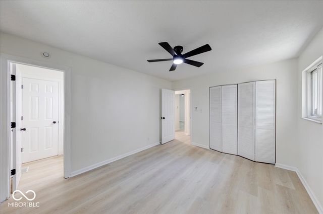 10016 Meadowlark Manor, Indianapolis, IN 46235