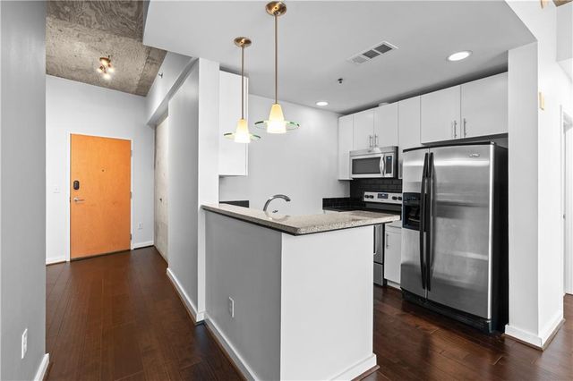 361 17th NW Street 706, Atlanta, GA 30363