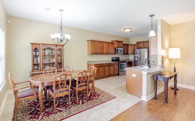 301 SANDLEWOOD Drive, Benton, AR 72015