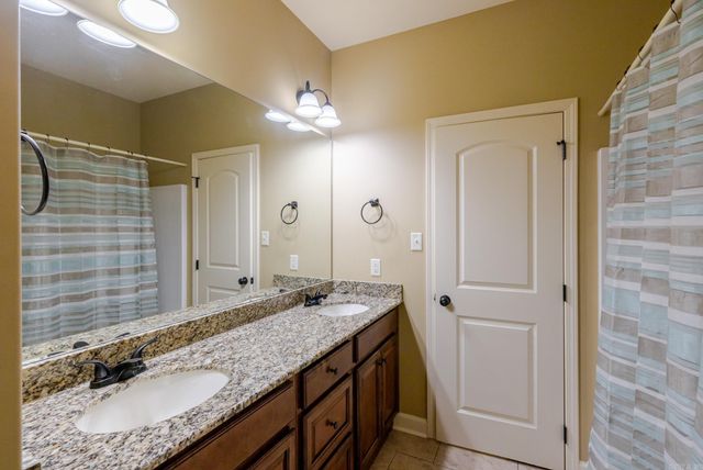 301 SANDLEWOOD Drive, Benton, AR 72015