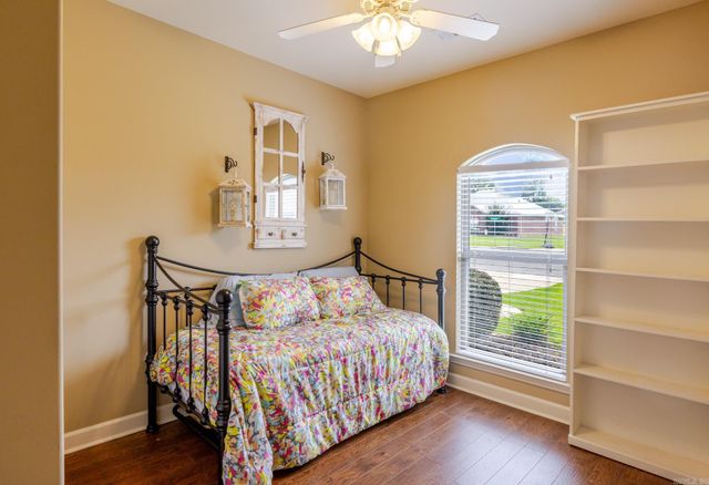 301 SANDLEWOOD Drive, Benton, AR 72015