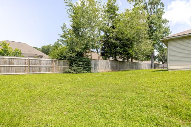 301 SANDLEWOOD Drive, Benton, AR 72015