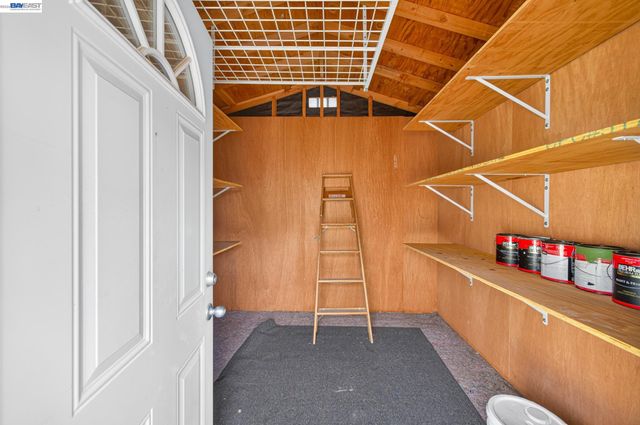 2062 Evergreen Ave, San Leandro, CA 94577