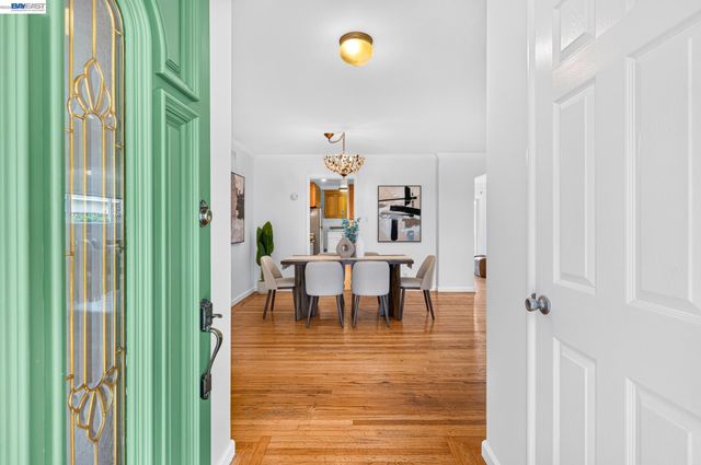 2062 Evergreen Ave, San Leandro, CA 94577