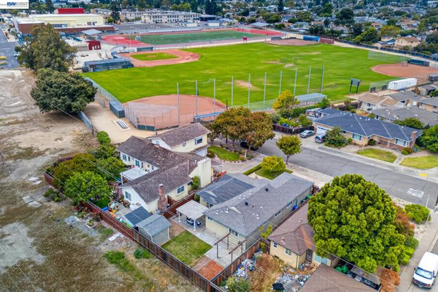 2062 Evergreen Ave, San Leandro, CA 94577