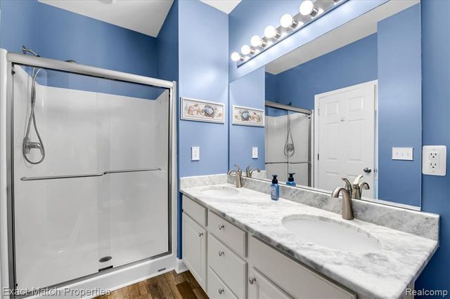 971 Sloane Court 4, White Lake, MI 48386