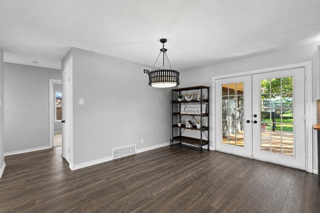 8809 Liptonshire Drive, Dallas, TX 75238