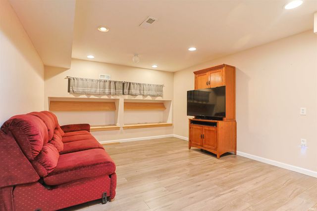 53051 Woodmar Drive, Granger, IN 46530