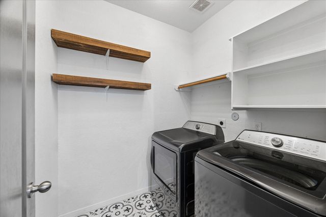 15202 Bartlett Landing Drive, Cypress, TX 77429