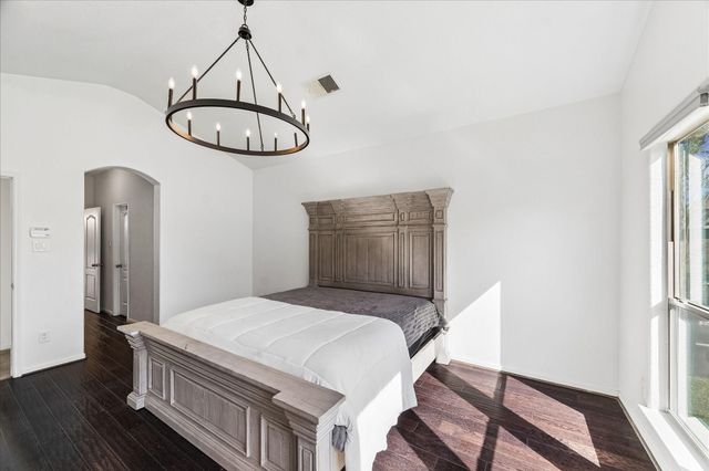 15202 Bartlett Landing Drive, Cypress, TX 77429