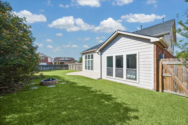 15202 Bartlett Landing Drive, Cypress, TX 77429