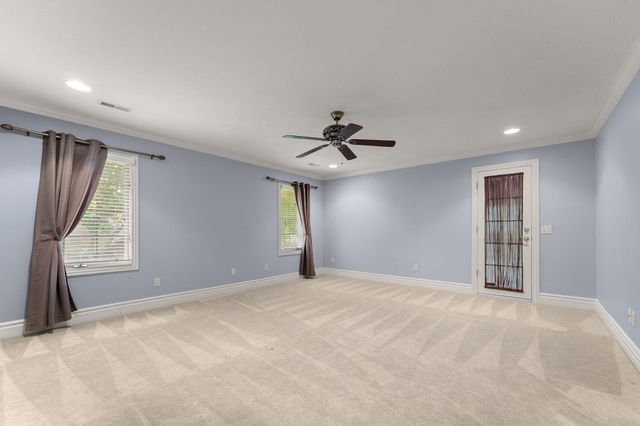 2953 W Canterbury Street, Springfield, MO 65810
