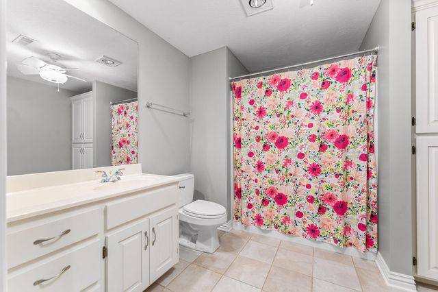 2953 W Canterbury Street, Springfield, MO 65810