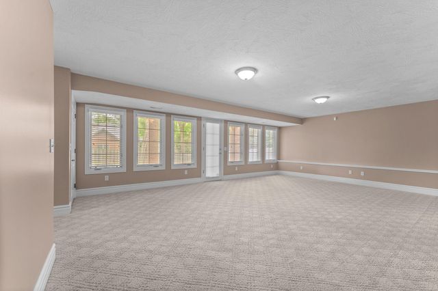 2953 W Canterbury Street, Springfield, MO 65810