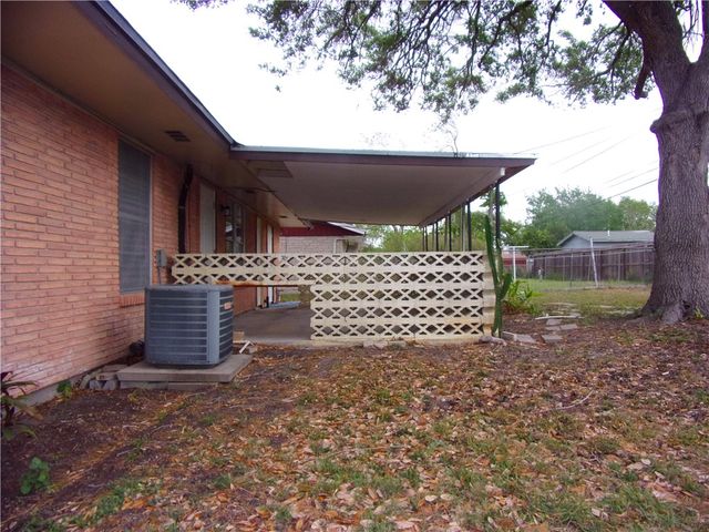 4730 Orchid, Corpus Christi, TX 78416